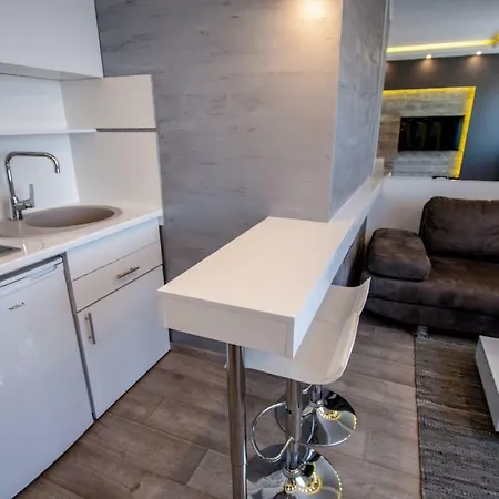 Apartment Luxury Boutique Center *